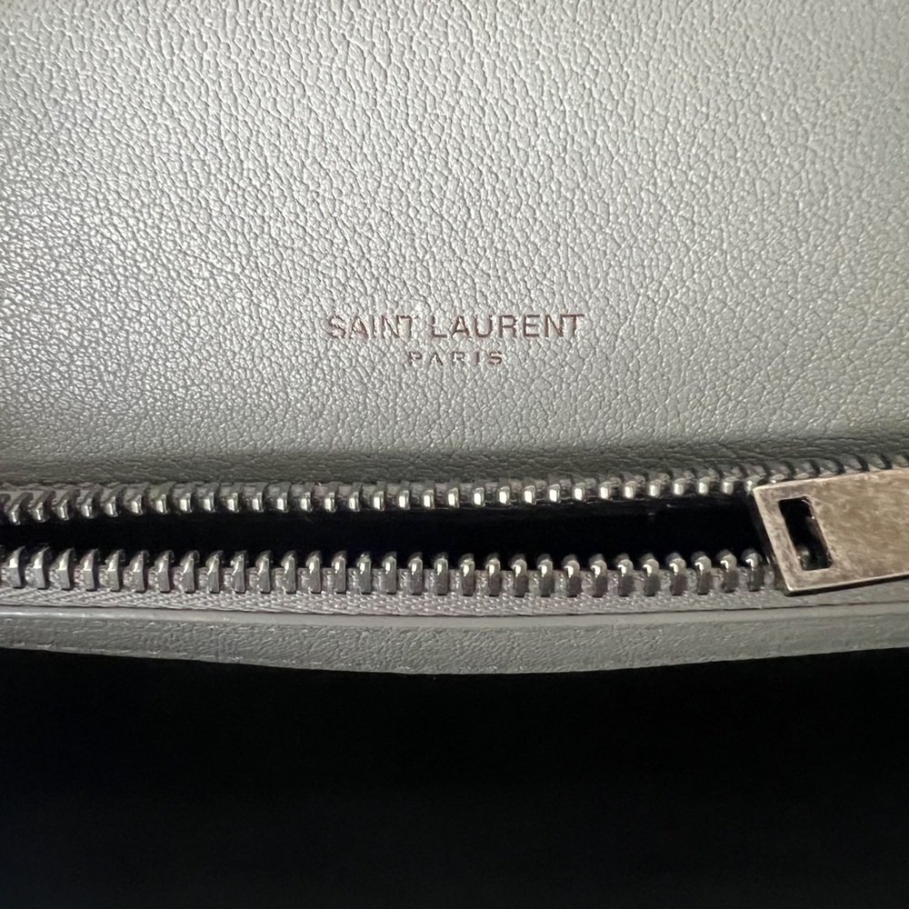 YSL Saint Laurent Medium College Chain Bag in Stone Gray - Picture 6 of 10